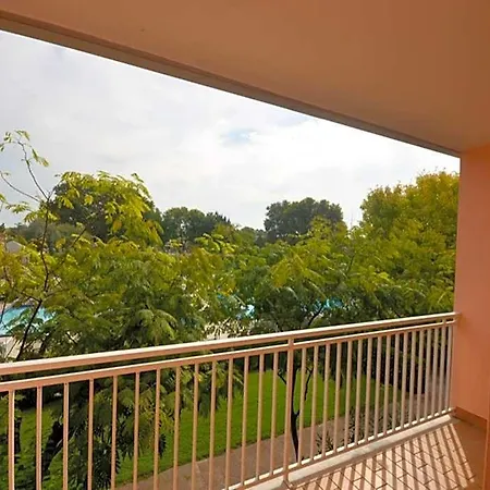 Beautiful Large With Shared Pool Hotel Bibione